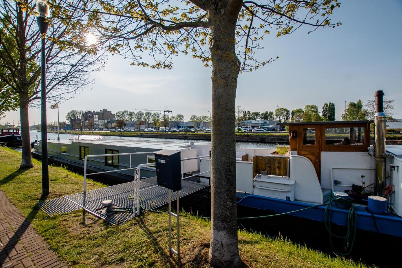 Отель Houseboat Jana - With Sauna And Terrace Брюгге Экстерьер фото