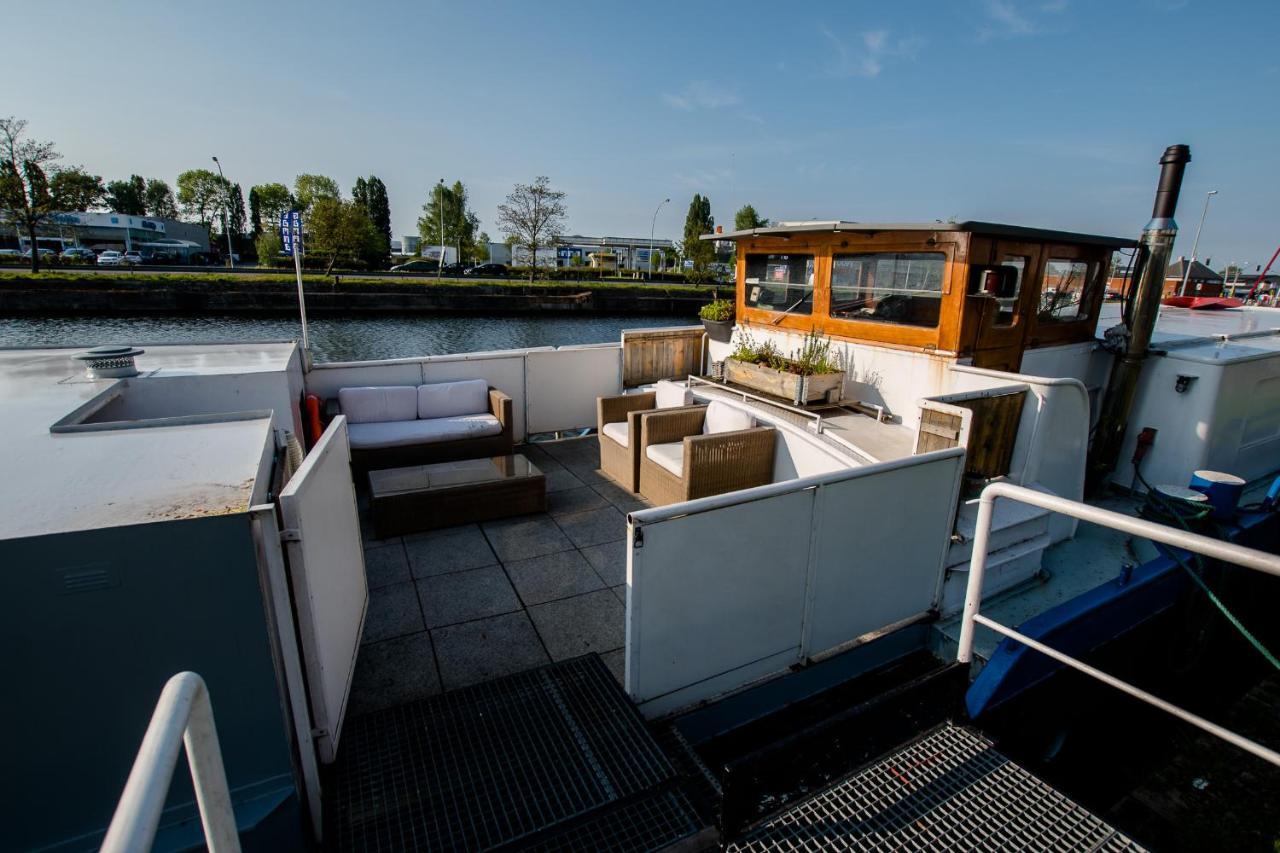 Отель Houseboat Jana - With Sauna And Terrace Брюгге Экстерьер фото